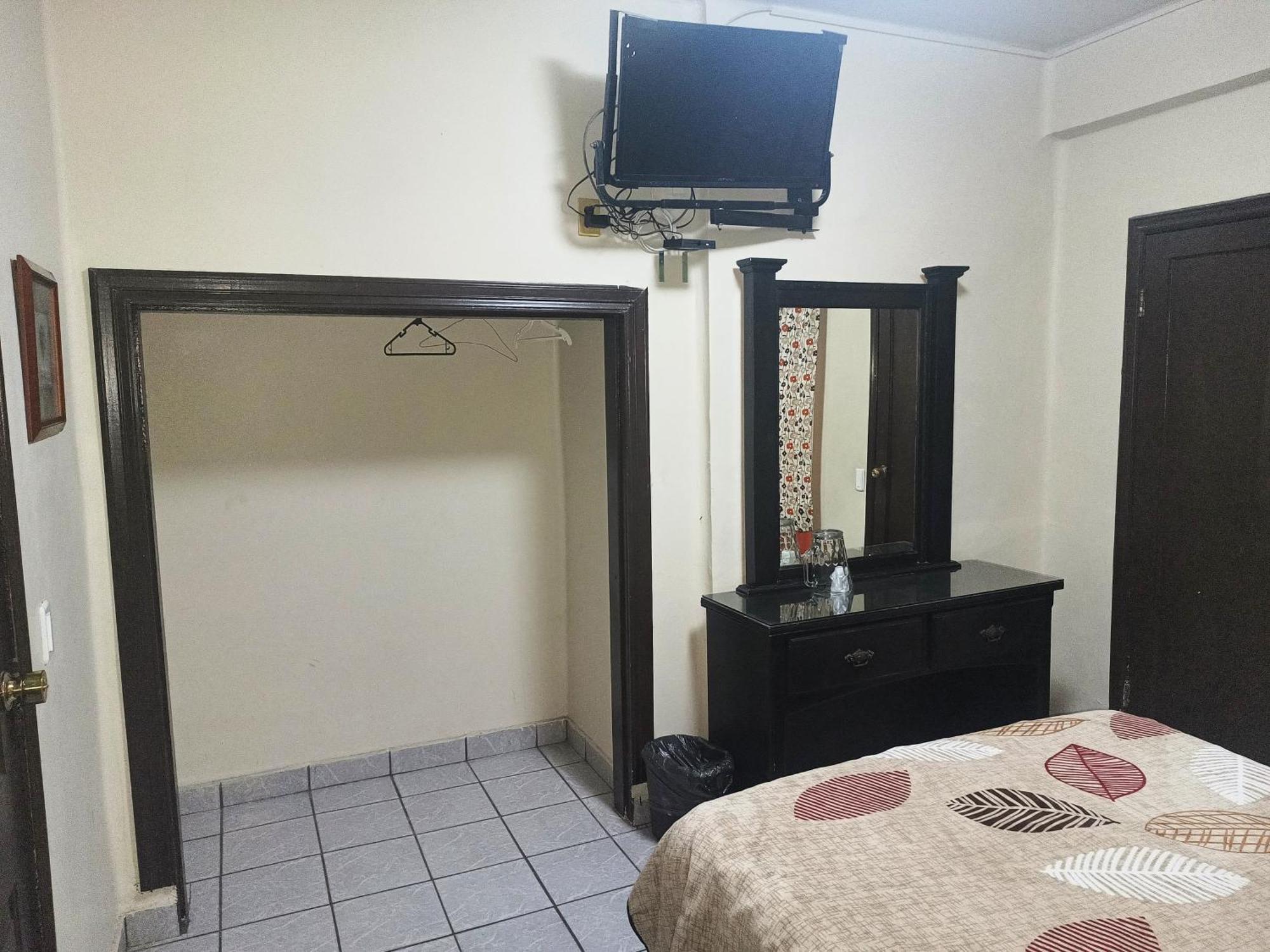Hotel Baeza Delicias Exterior photo